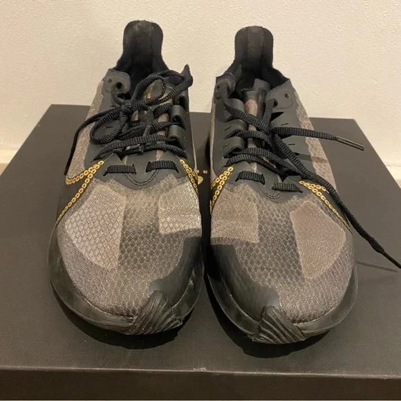 Nike Air Zoom Black & Gray Women’s Running Shoes Sneakers - Picture 1 of 7